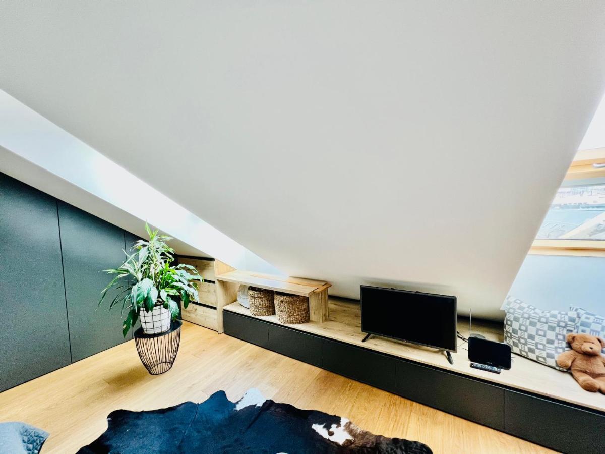 Bl - The Penthouse, 24Hr Self Check-In, 2 Bedrooms, Fireplace, Ac, Panoramic View From Main Balcony, 3-Minute Walk To City Center บันสกาบิสตรีตซา ภายนอก รูปภาพ